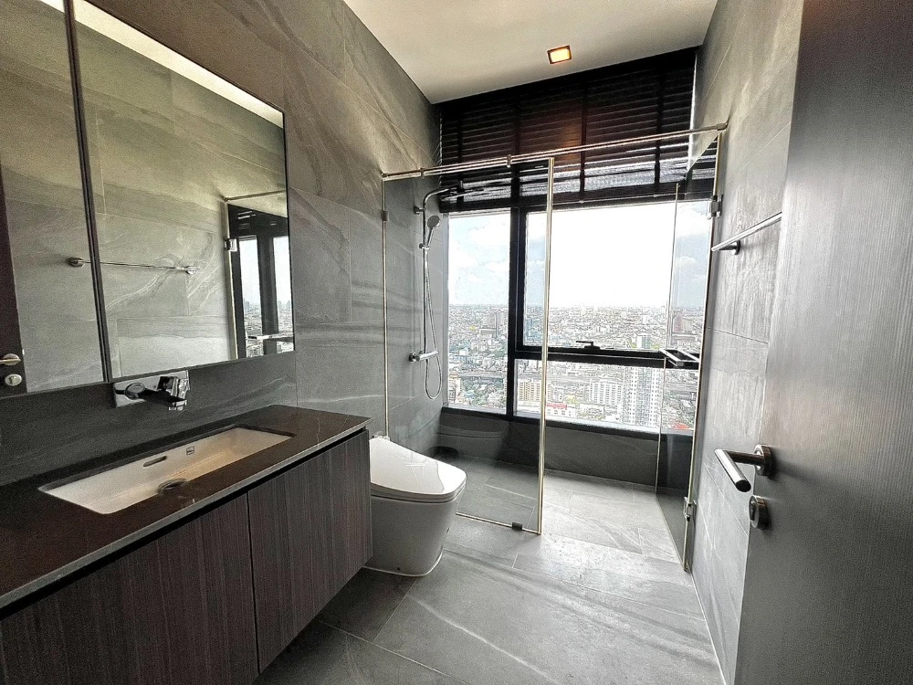 Condor Ratchathewi for rent, 33rd floor, fully furnished, very livable. Book now! (Quickly!)