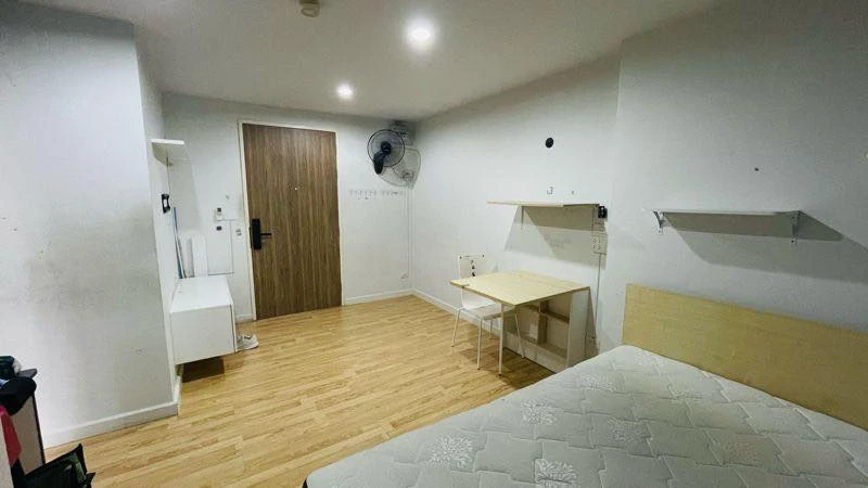 Cool Rama 7, 6th floor, fully furnished unit for rent. Book now!