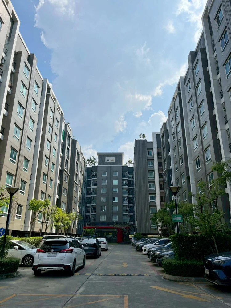 Cool Rama 7 condo for rent. Spacious and comfortable, at an affordable price. Book now, don't miss out!!!
