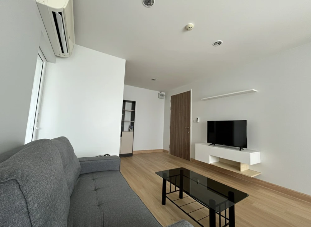 Cool Rama 7 condo for rent. Spacious and comfortable, at an affordable price. Book now, don't miss out!!!