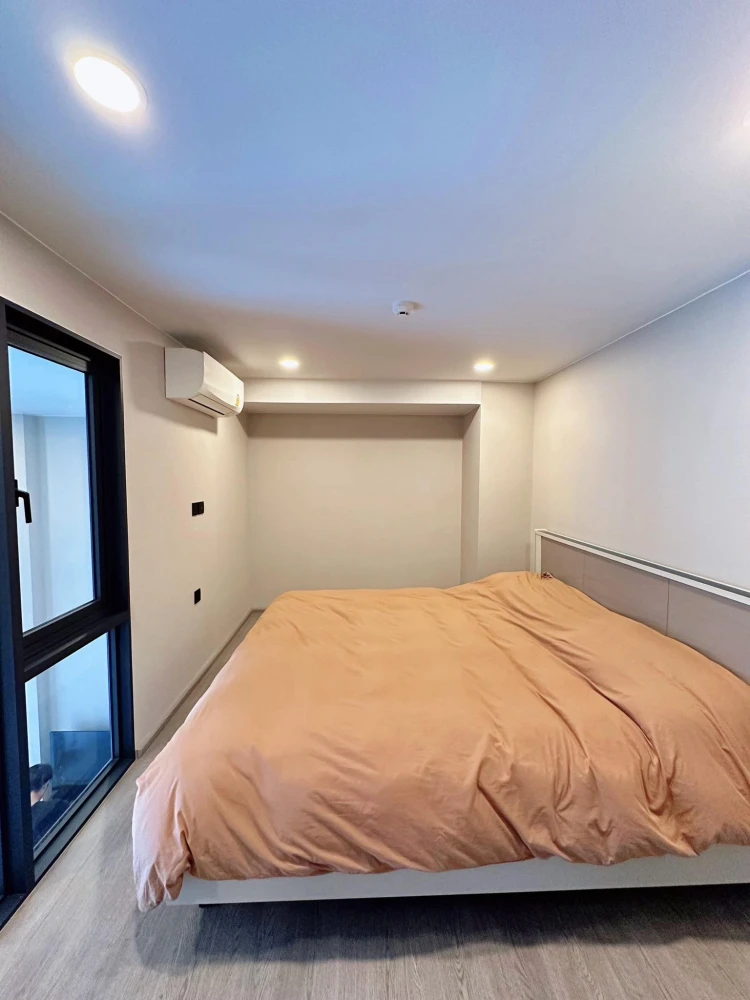 For rent: Cooper Siam Condo, spacious and comfortable room, fully furnished, electrical appliances included, just bring your bag and move in!