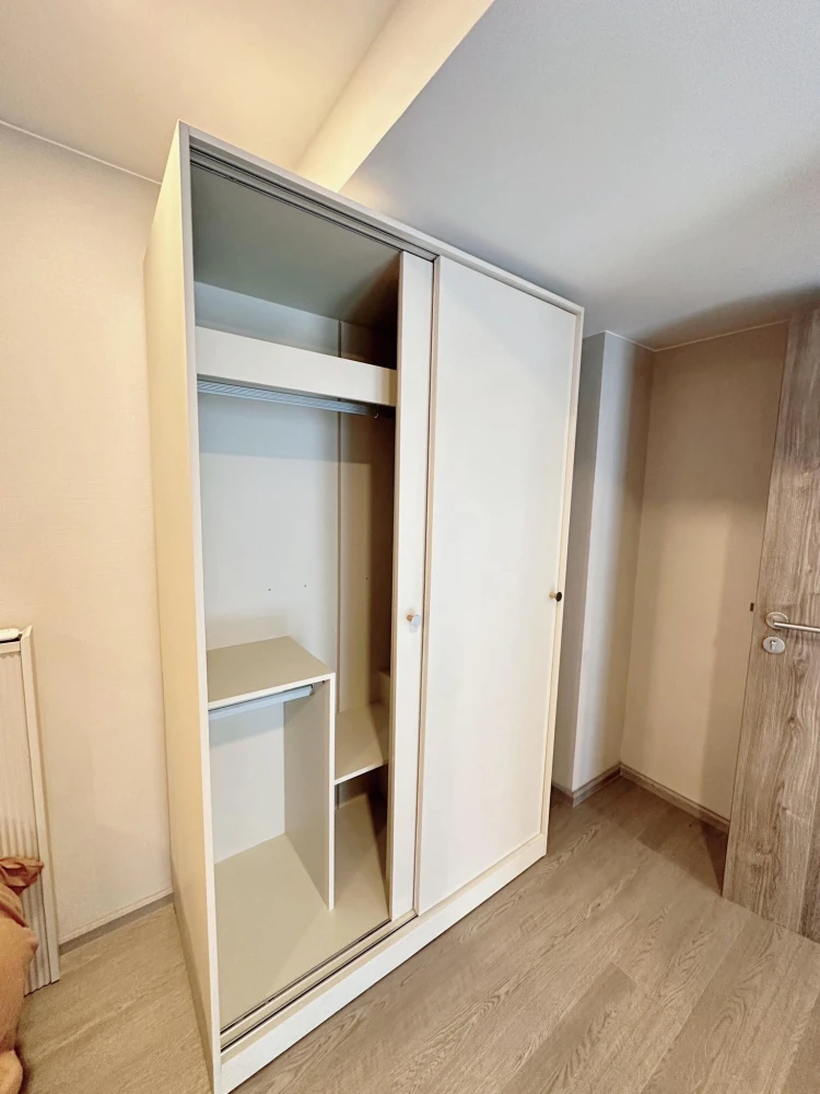 For rent: Cooper Siam Condo, spacious and comfortable room, fully furnished, electrical appliances included, just bring your bag and move in!