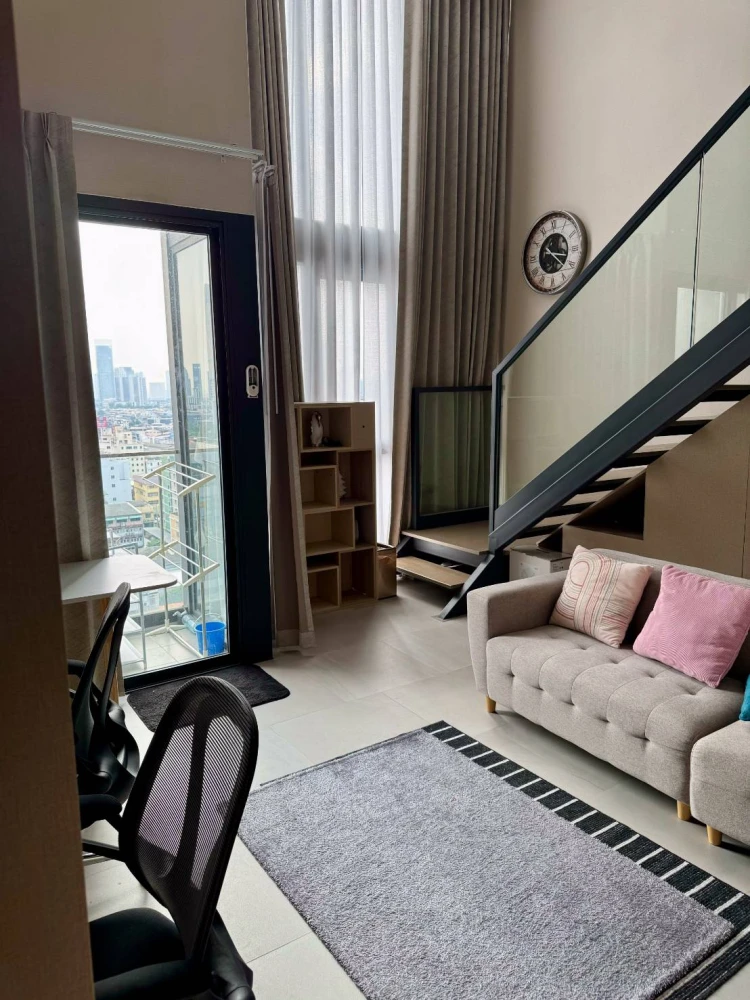 For rent: Cooper Siam, 10th floor, city view, fully furnished and electric appliances. Book now, don't miss out.