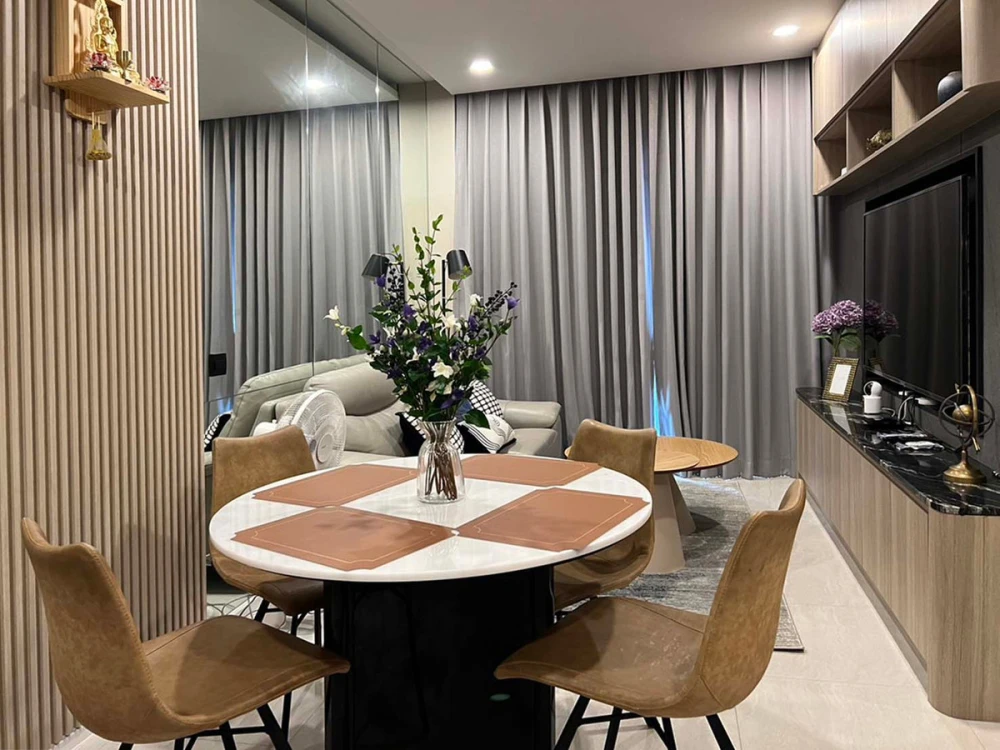 For rent: Cooper Siam, 17th floor. Beautifully furnished and ready to move in. Book now before it's too late!