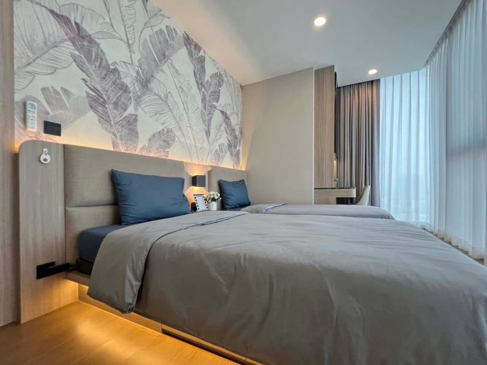 For rent: Cooper Siam, 17th floor. Beautifully furnished and ready to move in. Book now before it's too late!
