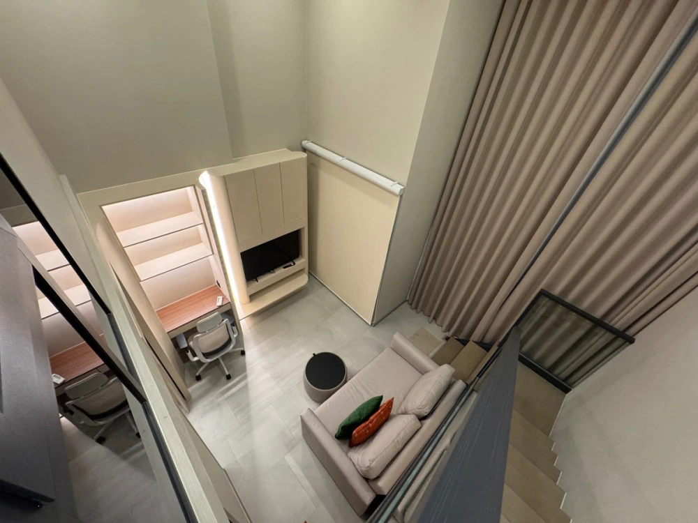 For rent: Cooper Siam, 6th floor, city view, fully furnished room, ready to move in. Interested? Hurry and reserve now!