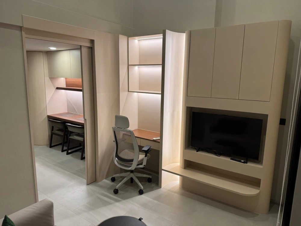 For rent: Cooper Siam, 6th floor, city view, fully furnished room, ready to move in. Interested? Hurry and reserve now!