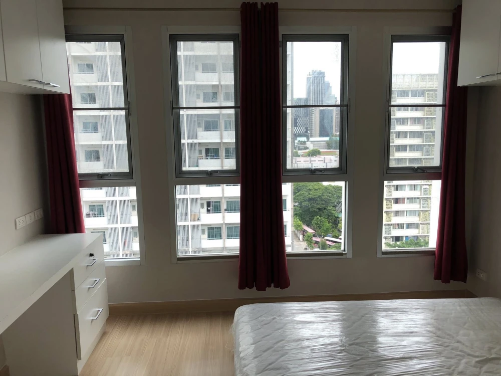 For rent: CU Terrace corner unit. Quiet and private. Fully furnished and ready to move in.