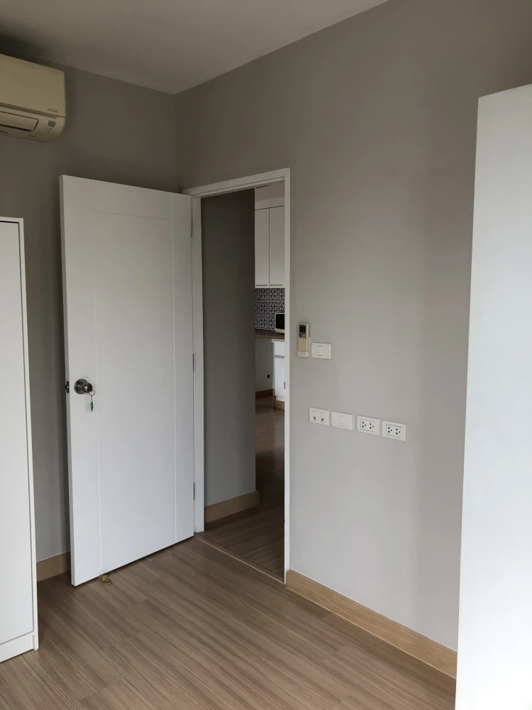 For rent: CU Terrace corner unit. Quiet and private. Fully furnished and ready to move in.