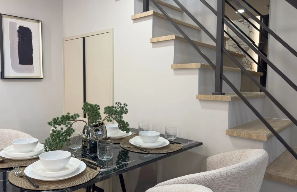 For rent: Culture Chula, 14th floor. Beautiful room, fully furnished. Book now!