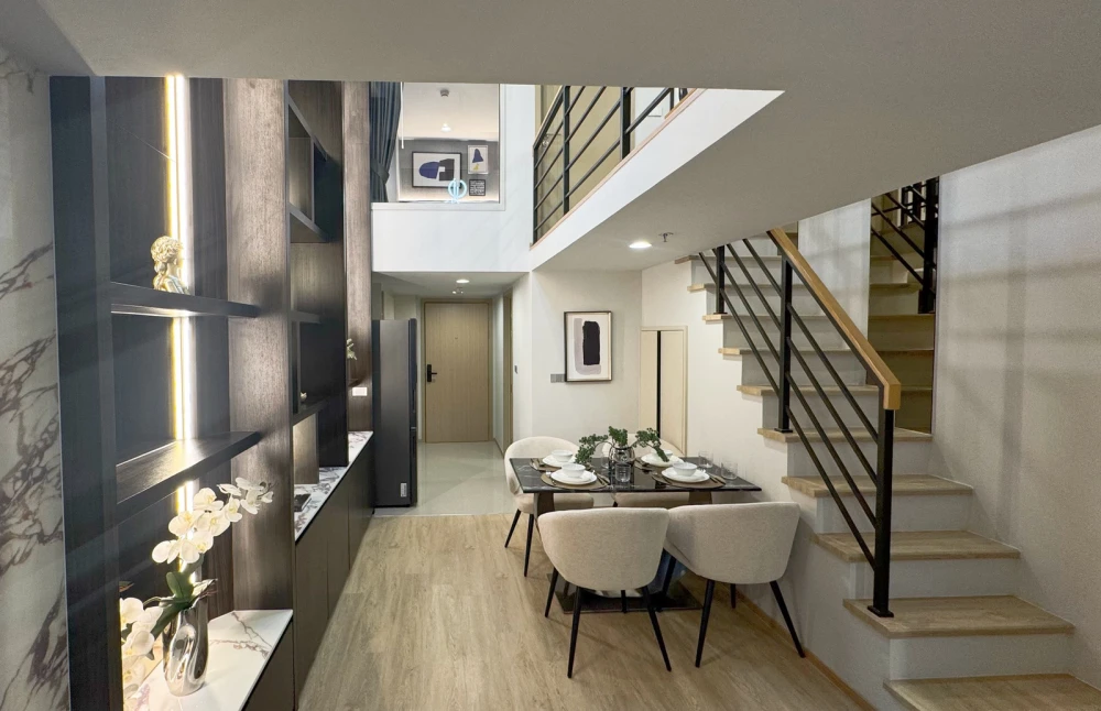 For rent: Culture Chula, 14th floor. Beautiful room, fully furnished. Book now!