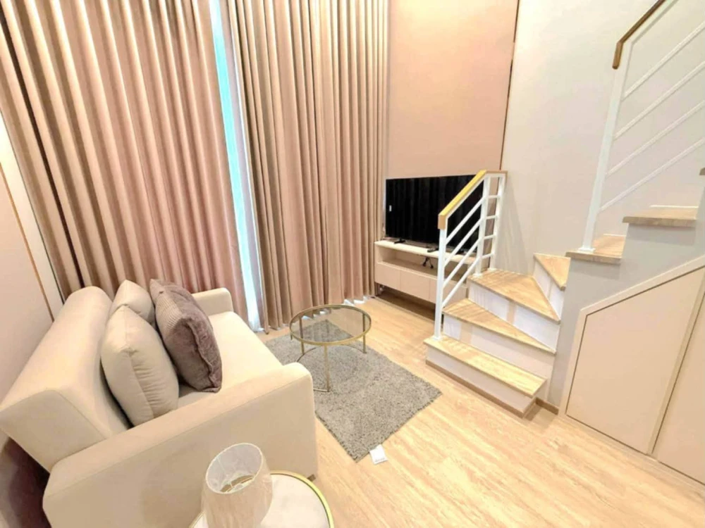 For rent: Culture Chula apartment. High ceilings, spacious and airy. Beautiful minimalist decor. What are you waiting for?