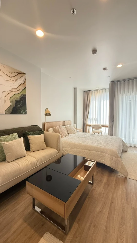 For rent: Culture Thonglor. Includes a private storage room — a very rare feature in other projects. Ready to move in immediately + fully furnished.
