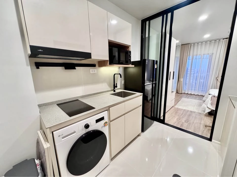 for rent Culture Thonglor, a lovely room, great location, great common area, comes with complete facilities. Reserve now!