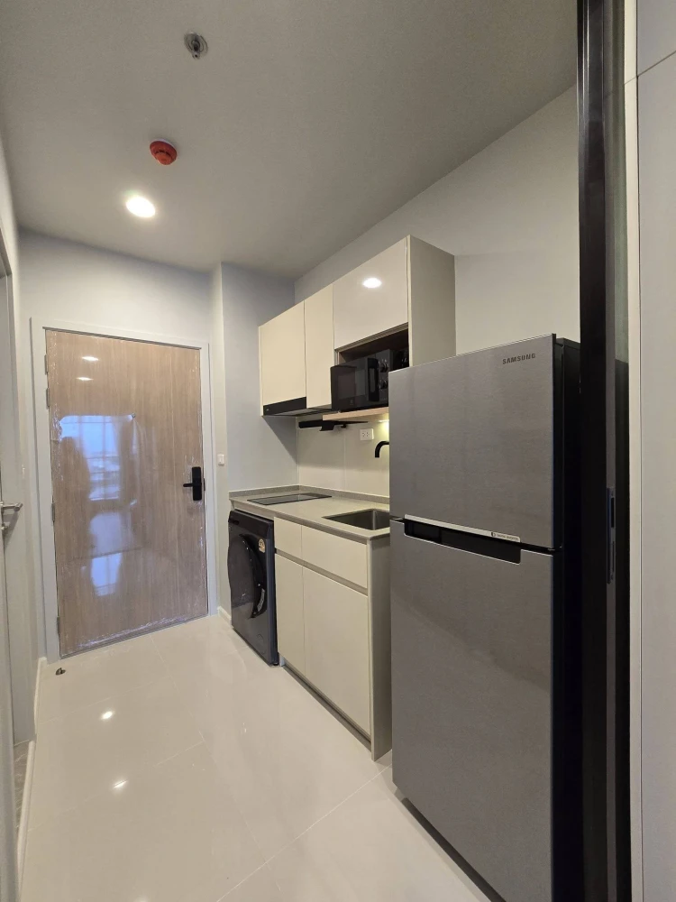 For rent: Culture Thonglor, studio room with high-quality built-in furniture and complete appliances. Book now!
