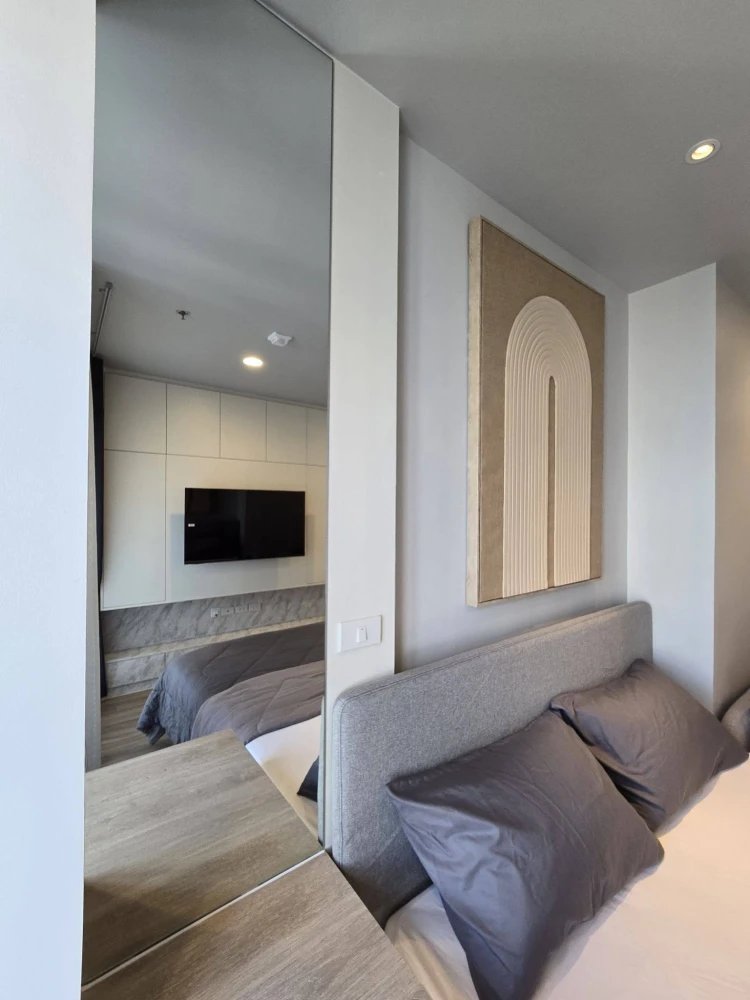 For rent: Culture Thonglor, studio room with high-quality built-in furniture and complete appliances. Book now!