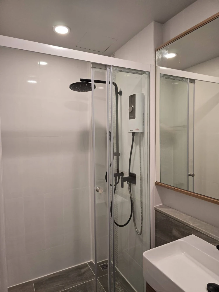 For rent: Culture Thonglor, studio room with high-quality built-in furniture and complete appliances. Book now!