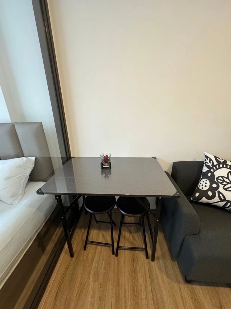 For rent: CYBIQ Rama 9-Ramkhamhaeng 24, 5th floor, fully furnished, nice to live in, reserve now, hurry!