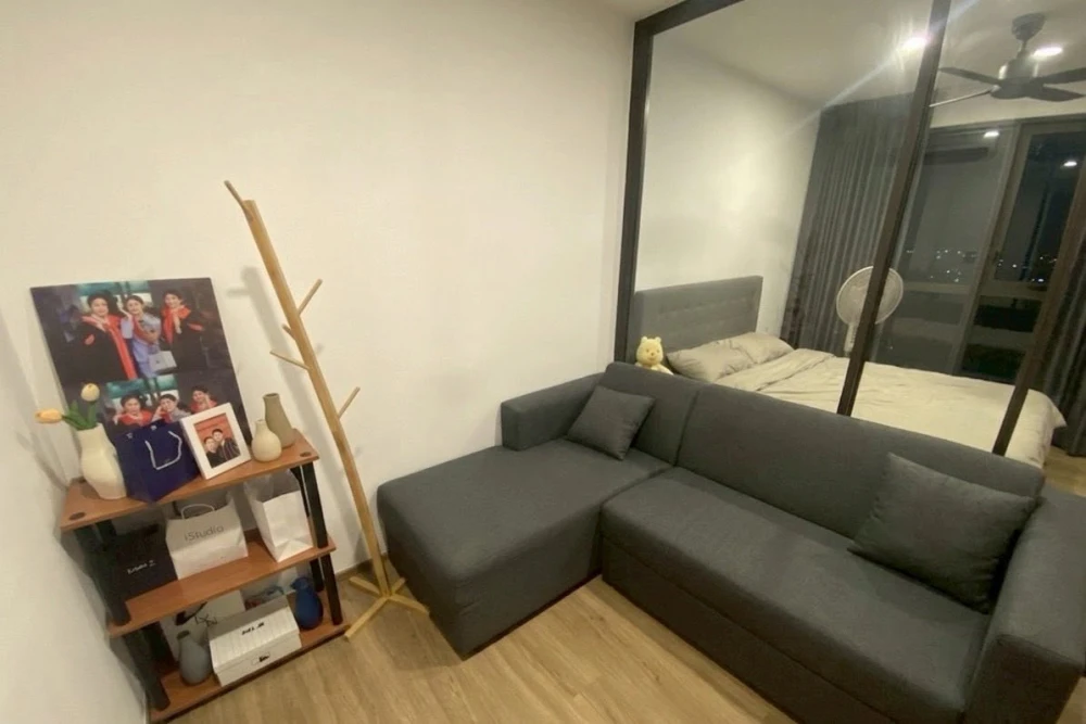 For rent: CYBIQ Rama 9-Ramkhamhaeng 24, fully furnished rooms, prime location, convenient transportation. Don't miss out!