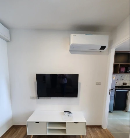 For rent: CYBIQ Ratchada 32, 4th floor, swimming pool view, fully furnished, nice to live in, book now, don't miss out.