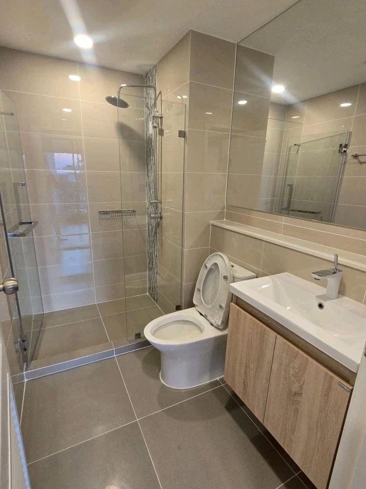 For rent: CYBIQ Ratchada 32, 6th floor, corner unit, quiet, fully furnished. Book now! (Quickly!)