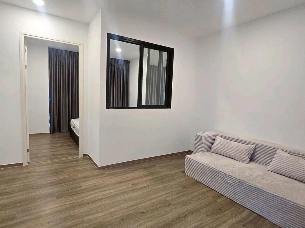 For rent: CYBIQ Ratchada 32, 6th floor, corner unit, quiet, fully furnished. Book now! (Quickly!)