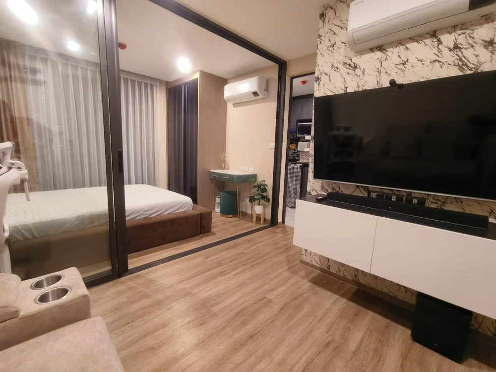 For rent: CYBIQ Rama 9 - Ramkhamhaeng 24. A comfortable room with complete amenities. Just bring your belongings and move in! Don't wait!