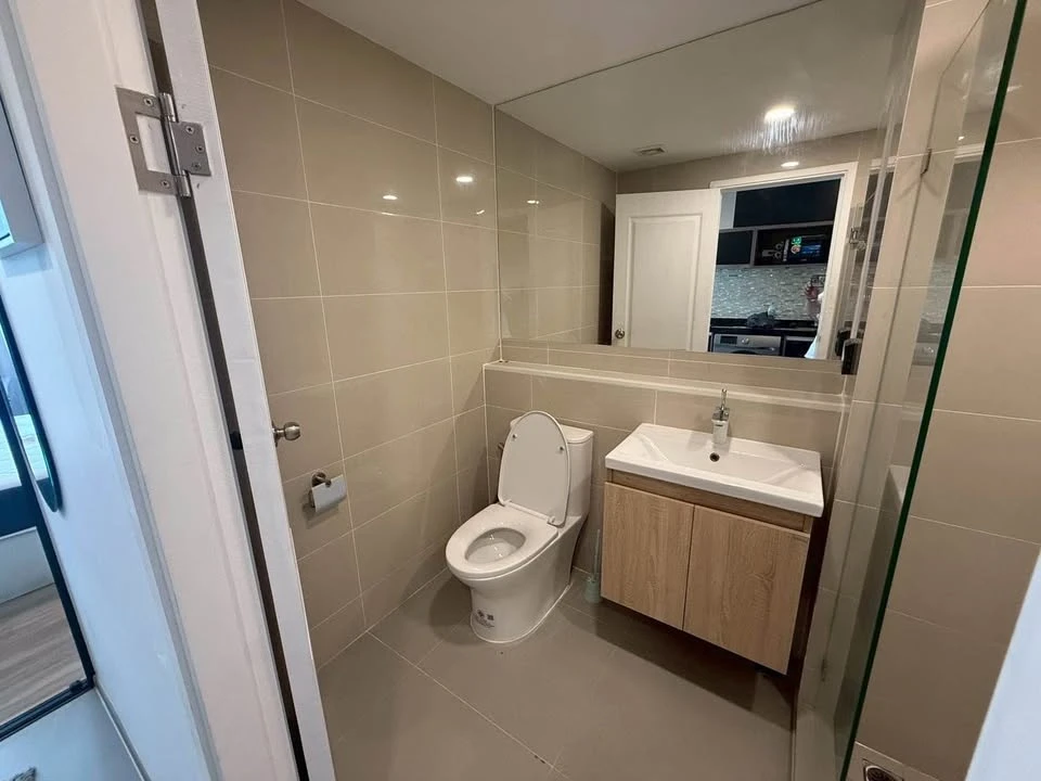 For rent: Cybiq Ratchada 32, fully furnished room, ready to move in, complete with amenities, just bring your bags and move in. Don't miss out!