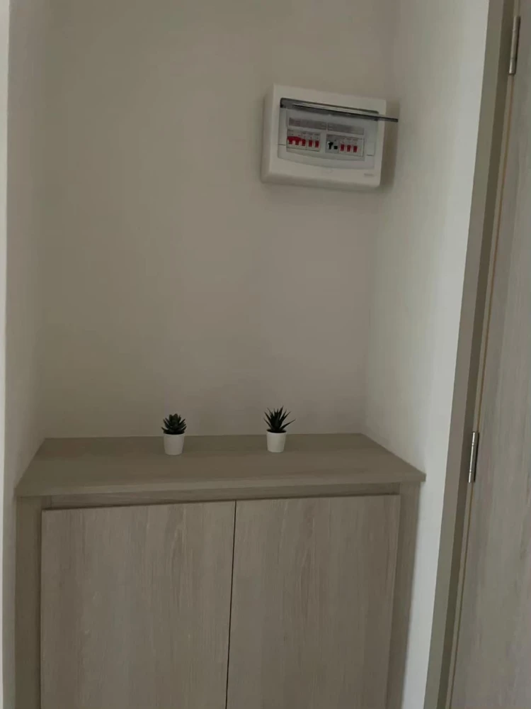 For rent: D Condo Air Ladkrabang, studio room, 5th floor, fully furnished and equipped with appliances. Come and reserve now!