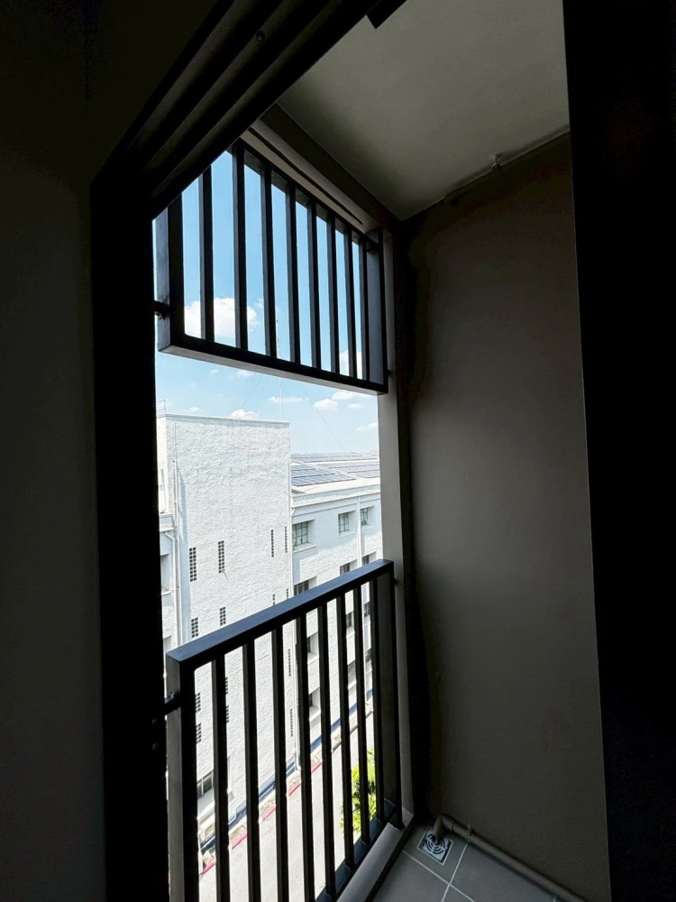 For rent: D Condo Air Ladkrabang, ready to move in, fully furnished. Book now!