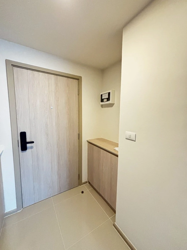 For rent: D Condo Air Ladkrabang, ready to move in, fully furnished. Book now!