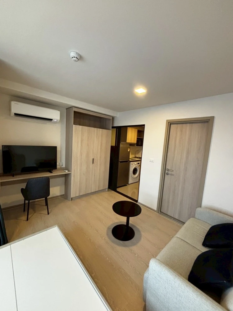 For rent: D Condo Air Ladkrabang, ready to move in, fully furnished. Book now!