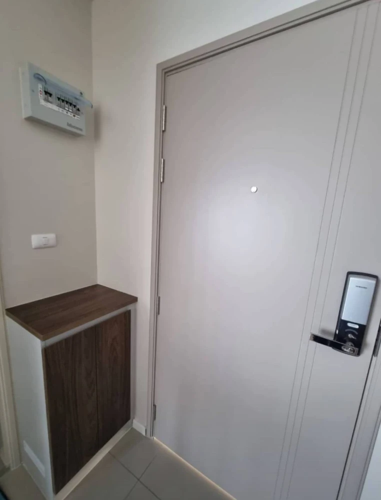 For rent: D Condo Bliss Sriracha, 1 bedroom, 1 bathroom, corner room, not crowded, fully furnished, hurry and reserve now!