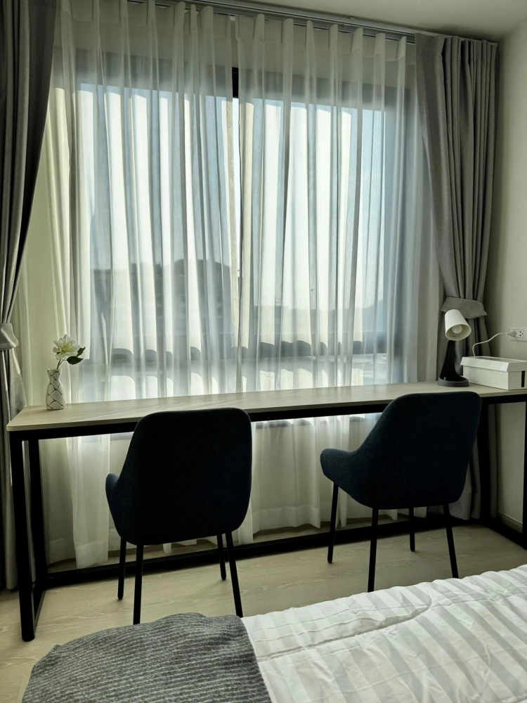 For rent: D Condo Hype Rangsit, decorated in a minimalist style, comes with a great price, hurry and reserve now.