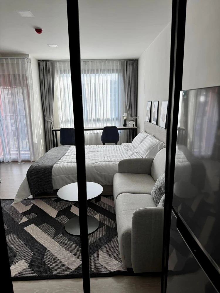 For rent: D Condo Hype Rangsit, decorated in a minimalist style, comes with a great price, hurry and reserve now.