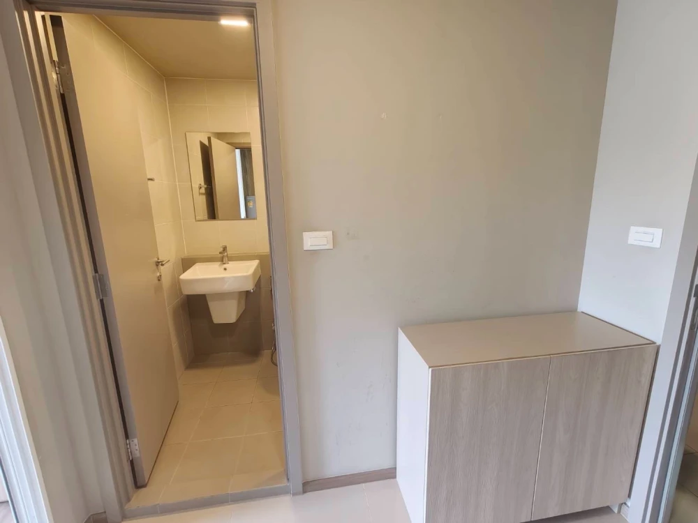 D Condo Panaa for rent. Nice room, fully furnished. Book now! (Quickly!)