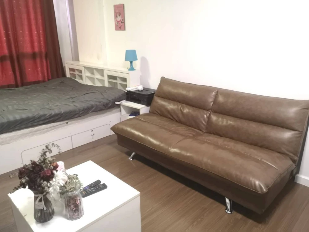 ให้เช่า D Condo Sathupradit 49 ห้องชั้น 4 มาพร้อมสิ่งอำนวยความสะดวกครบครัน หิ้วกระเป๋าเข้าอยู่ได้เลยจ้า images