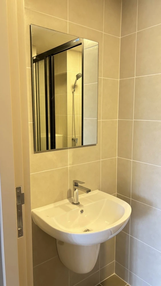For rent: D Condo Shine Rangsit, ready to move in, fully equipped with amenities. Come and reserve now, don't miss out!