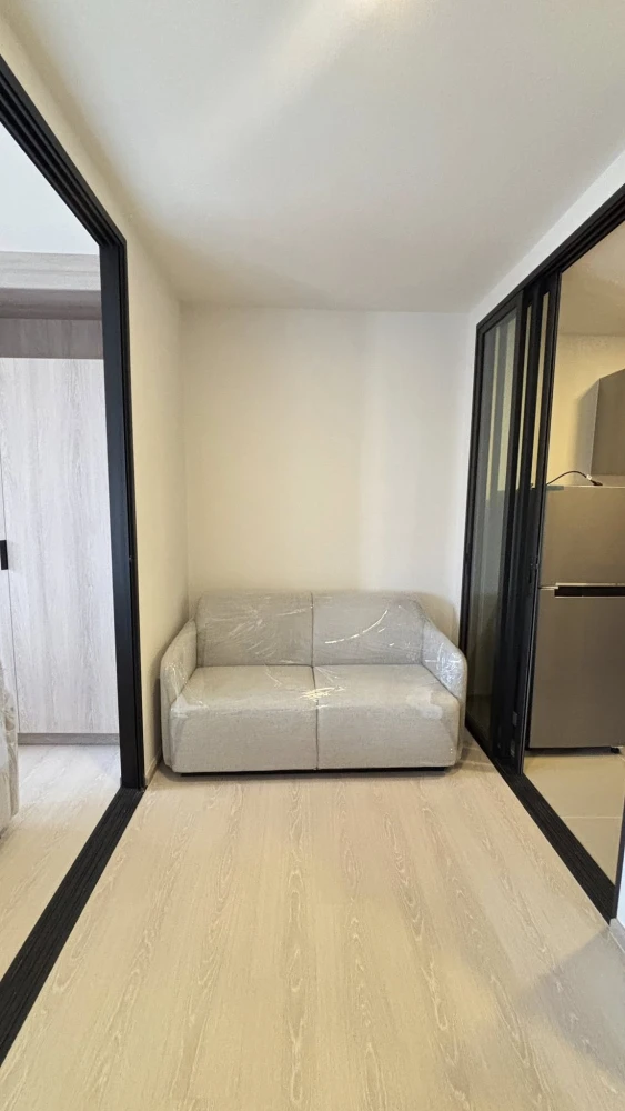 For rent: D Condo Shine Rangsit, ready to move in, fully equipped with amenities. Come and reserve now, don't miss out!