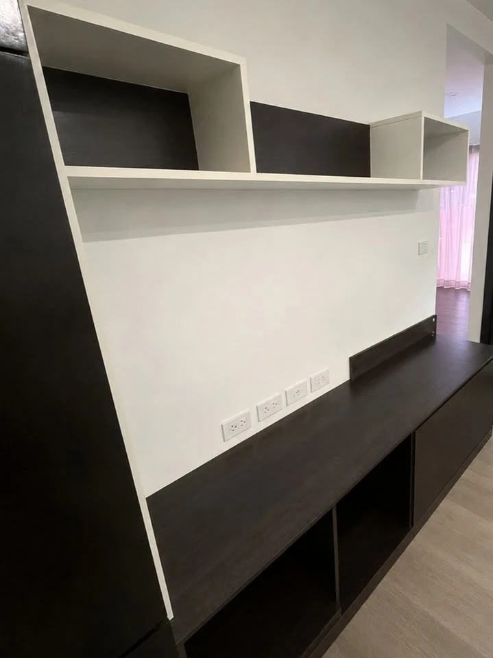 D Mark Condo Sutthisan for rent, 8th floor, fully furnished. Just bring your belongings and move in.