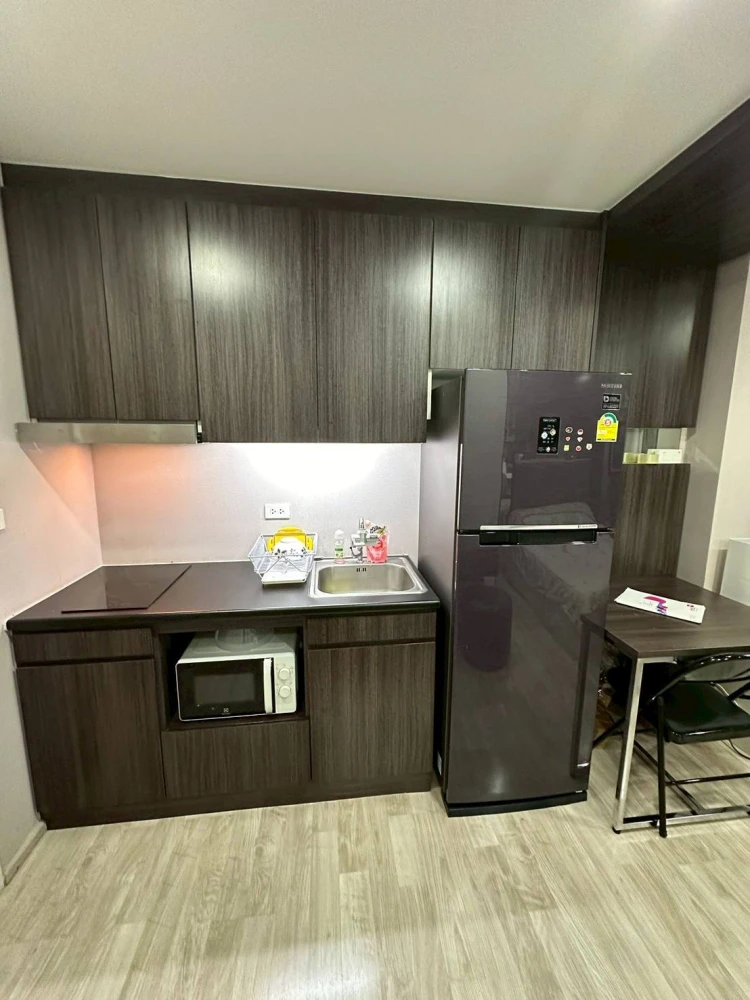 For rent: D'Mark Condo Sutthisan. Nice room, fully furnished, and affordable. Just bring your belongings and move in! Book now before it's too late! +
