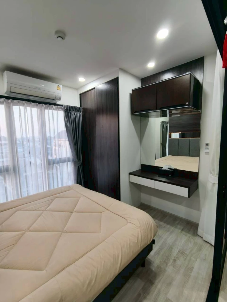 D Mark Condo Sutthisan for rent. Nice room, fully furnished, spacious and comfortable. Book now!