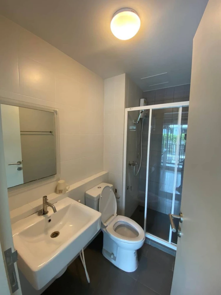 For rent: dcondo Campus Dome Rangsit, 3rd floor, open view, fully furnished room, nice to live in, book now, don't wait.