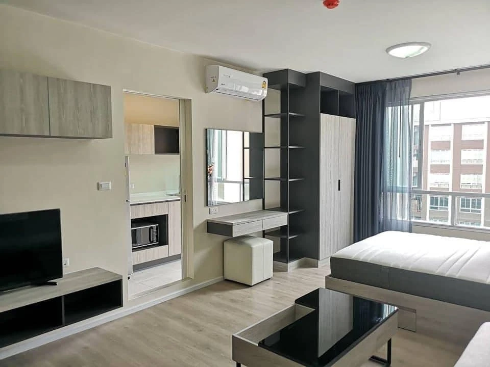 For rent: dcondo Campus Dome Rangsit, 8th floor, fully furnished room, nice to live in, book now.