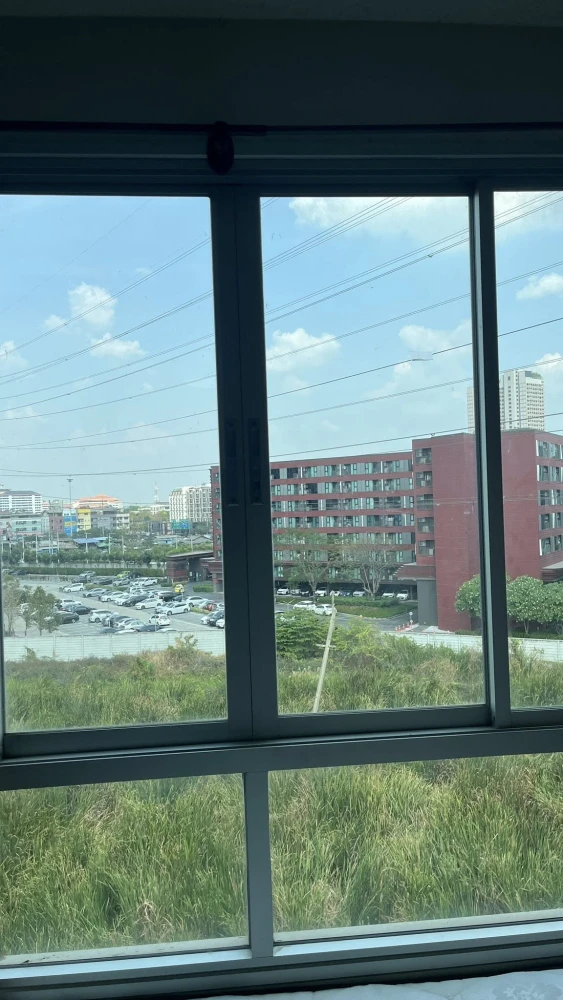 For rent: dcondo Campus Dome Rangsit. Ready to move in, fully furnished, great price. Book now, don't miss out!