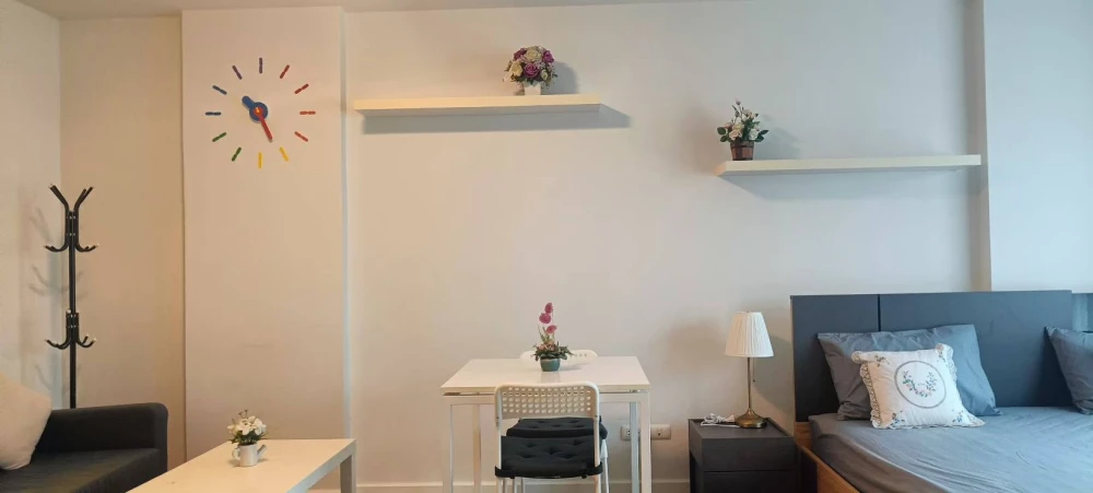 For rent: dcondo Campus Resort Rangsit, 2nd floor, 4 units available, fully furnished. Book now!