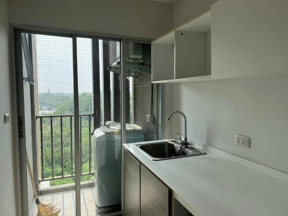 For rent dcondo Campus Resort Rangsit 2, 6th floor, garden view, fully furnished room, ready to move in, book now, urgently.