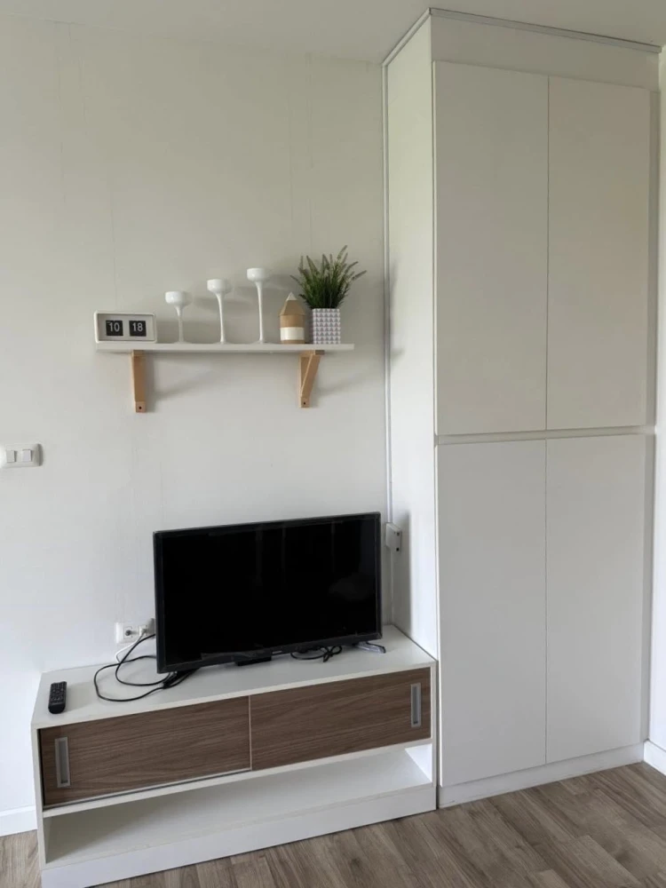 For rent: dcondo Campus Resort Rangsit 2, 6th floor, fully furnished room, nice to live in, book now, don't miss out.