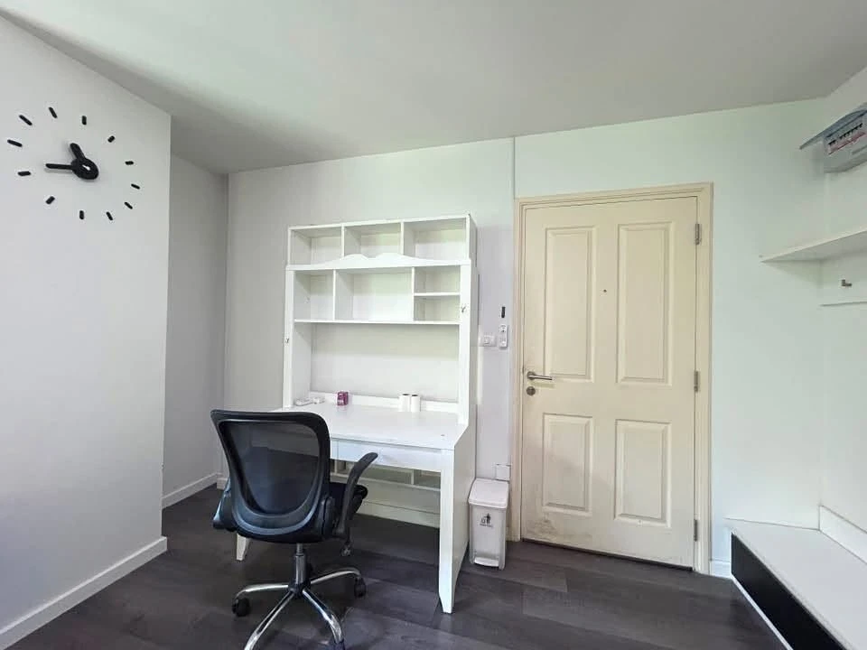 For rent: dcondo Campus Resort Rangsit, 2nd floor, fully furnished, very livable. Book now! (Quickly!)