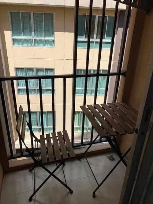 For rent dcondo Campus Resort Rangsit, 5th floor, garden view, partitioned room, fully furnished, nice to live in, book now, don't miss out.